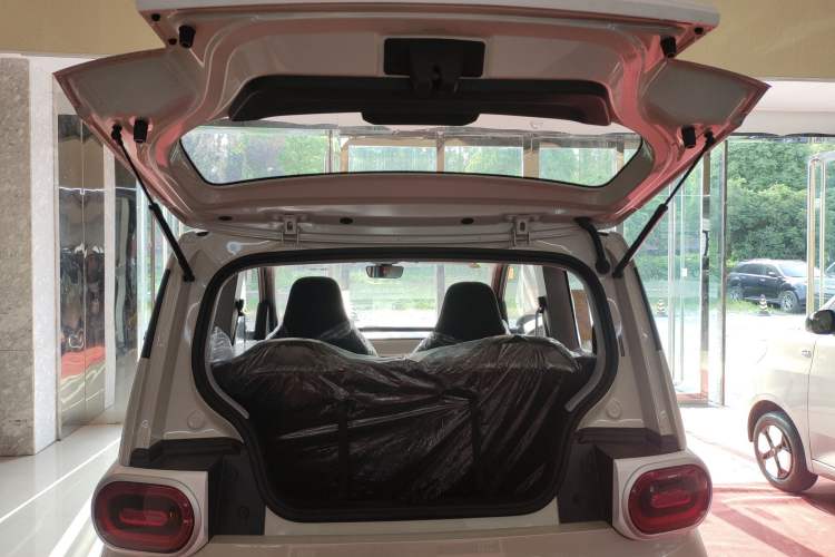 Used Wuling Hongguang MINIEV 2024 3rd Generation 215km Youth Edition