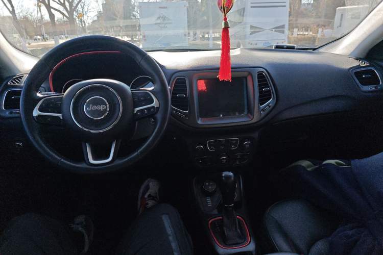 Used Jeep Compass 2017 200TS Automatic High-Performance All-Wheel Drive Edition