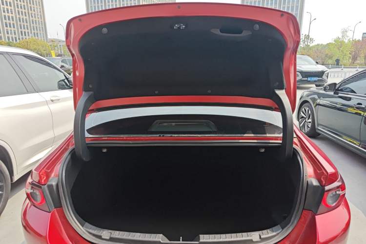 Used Mazda 3 Axela 2020 2.0L Automatic ZhiXuan Edition