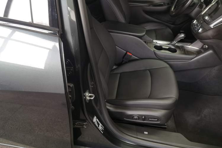 Used Chevrolet Malibu XL 2017 1.5T Dual-Clutch Ruimao Edition Right Front Seat