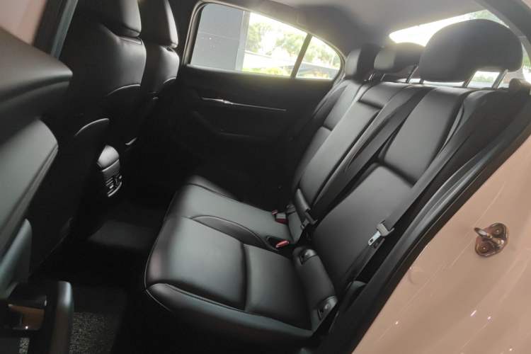 Used Mazda 3 Axela 2021 2.0L Automatic Zhiyao Edition Left Rear Seat