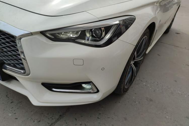 Used Infiniti Q60 2019 2.0T Luxury Edition
