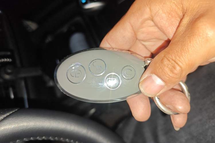 Used BYD Song MAX New Energy 2019 DM 1.5T Smart Connect Advanced 7-Seater China VI Standard
