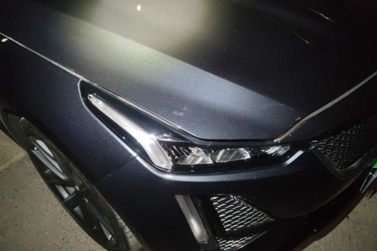 Used Cadillac CT5 2021 28T Platinum Sport Model Right Front Headlight