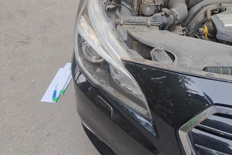 Used Subaru Legacy 2016 2.5i All-Wheel-Drive Glory Edition Right Front Headlight