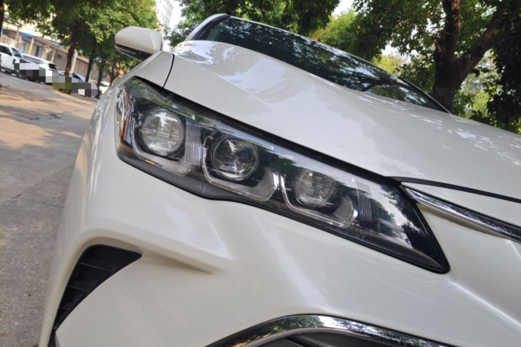 Used Toyota Avalon 2019 2.0L Ambition Edition China VI