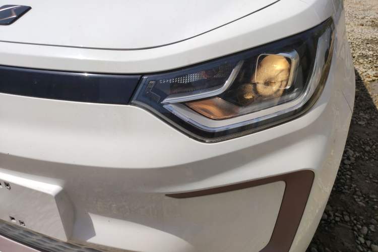 Used SOL E10X 2021 302 km Range Fashion Edition 31.4 kWh
