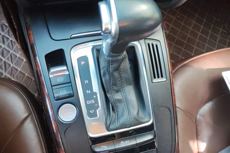 Used Audi A4L 2016 35 TFSI Collection Edition S line Comfort Model