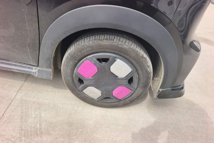 Used Geely Galaxy Panda 2025 210km Panda Kart Right Rear Wheel Hub