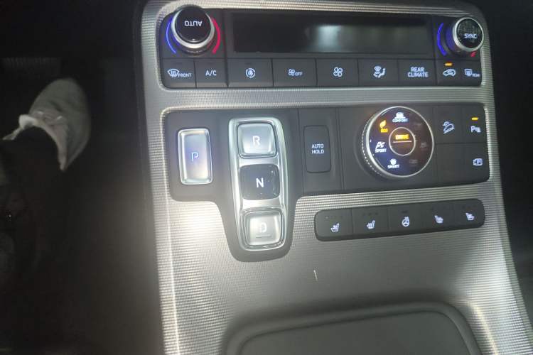 Used Hyundai Palisade 2023 3.5L Automatic All-Wheel Drive Calligraphy