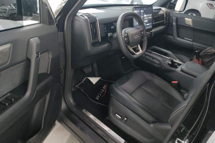 Used iCAR 03T 2024 520km Two-Wheel Drive Long-Range Version
