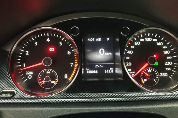 Used Volkswagen FAW-Volkswagen CC 2013 2.0 TSI Luxury Model
