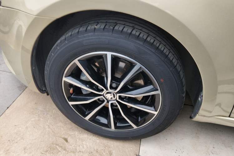 Used Skoda Octavia 2017 1.6L Automatic Smart Drive Edition
