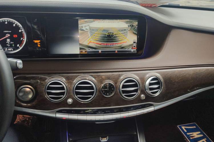 Used Mercedes-Benz S-Class 2017 S 320 L Business Model Audio And AC Panel