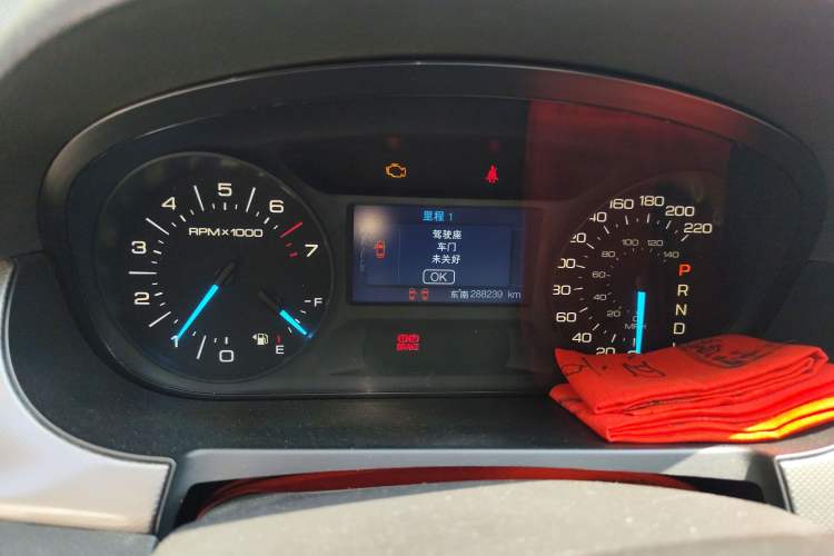 Used Ford Edge 2012 2.0T Elite Sunroof Edition
