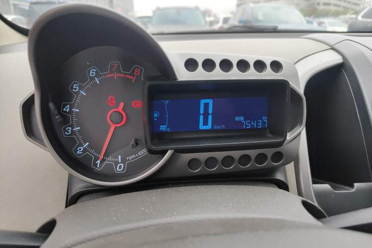 Used Chevrolet Aveo Sonic 2011 Sedan 1.4L MT SL Instrument Cluster