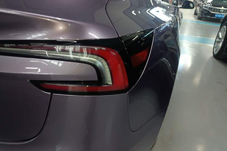 Used Tesla Model 3 2023 Long-Range All-Wheel-Drive Version Exterior 3