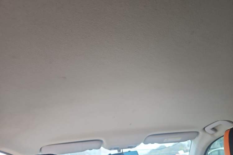 Used Dongfeng Aeolus Yixuan 2023 Mach Edition 1.5L Automatic Chasing Wind Version Headliner