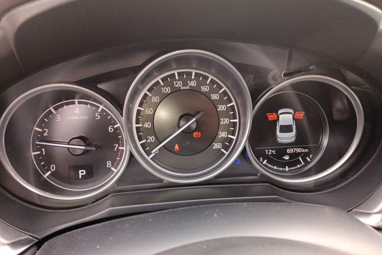 Used Mazda Atenza 2021 2.0L Blue Sky Luxury Edition
