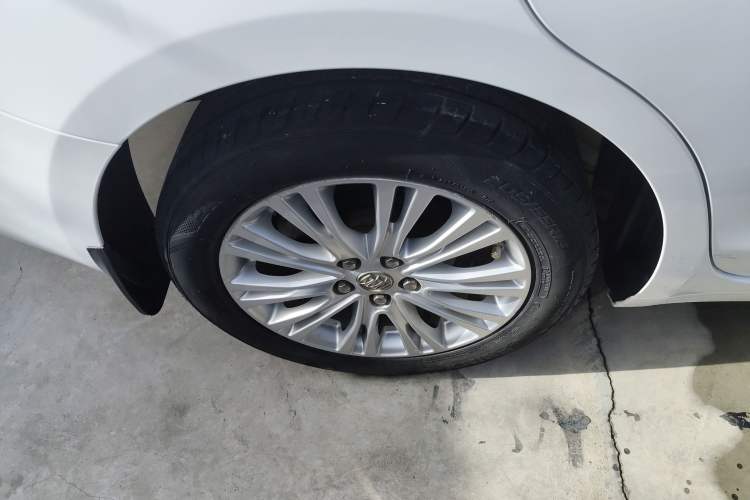 Used Buick GT 2015 15N Automatic Elite Version
