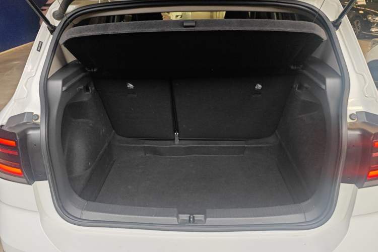 Used Volkswagen T-Cross 2023 280TSI DSG Comfort Edition Trunk