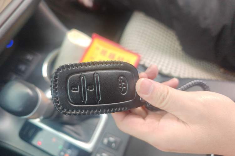 Used Toyota Highlander 2017 2.0T Four-Wheel Drive Luxury Edition 7 Seats