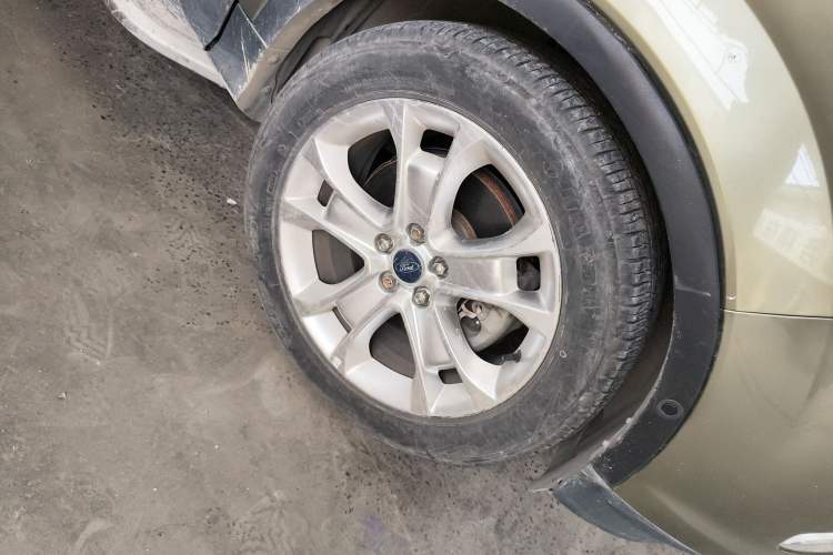 Used Ford Kuga 2013 2.0L GTDi Four-Wheel-Drive Sport Model