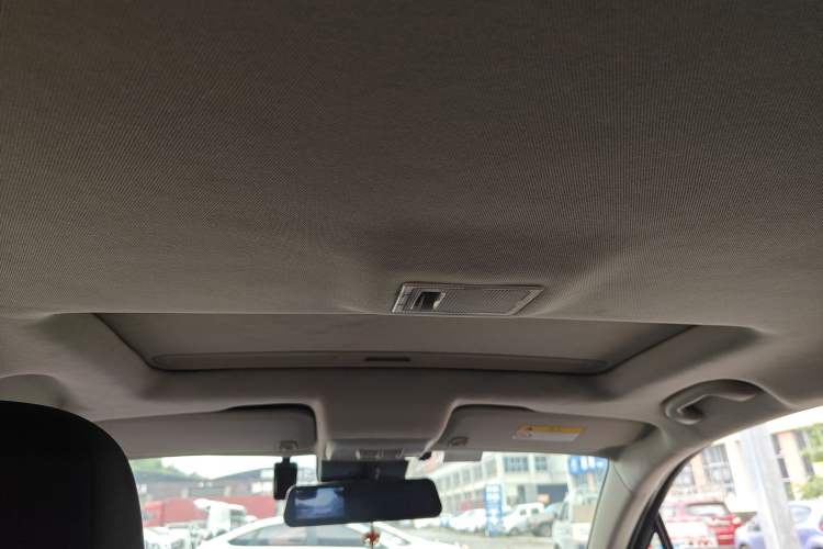 Used Buick Encore 2017 18T Automatic Two-Wheel Drive Urban Leading Model Headliner