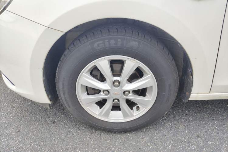 Used Chevrolet Sail 2015 Sail 3 1.3L AMT Ideal Edition Left Front Wheel Hub