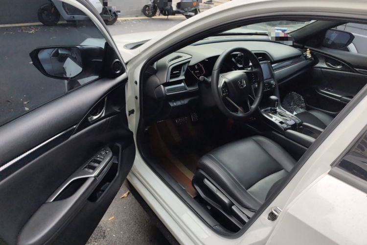 Used Honda Civic 2021 HATCHBACK 220TURBO CVT Trendy Cool Edition Driver Seat
