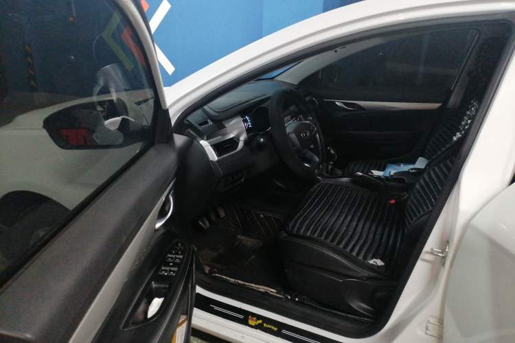 Used Geely Auto Emgrand 2020 1.5L Manual Comfort Version
