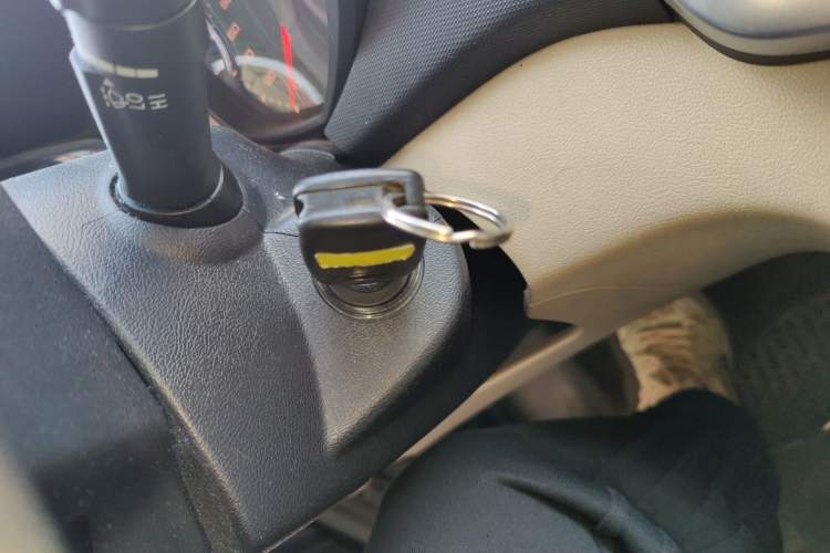 Used Chery Fengyun 2 2013 Hatchback 1.5L AMT Ruìyì Edition Vehicle Key