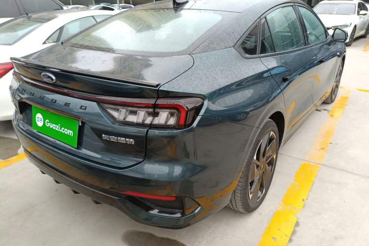 Used Ford Mondeo 2023 1.5T E-Hybrid ST-Line
