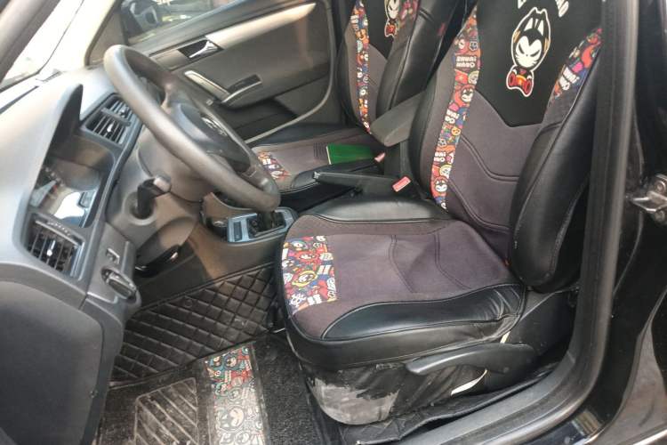 Used Volkswagen Lavida 2013 Revised Classic 1.6L Manual Fashion Edition
