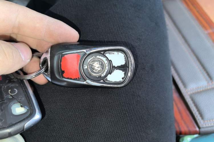 Used Buick GL8 2017 ES 28T Comfort Model China V Standard