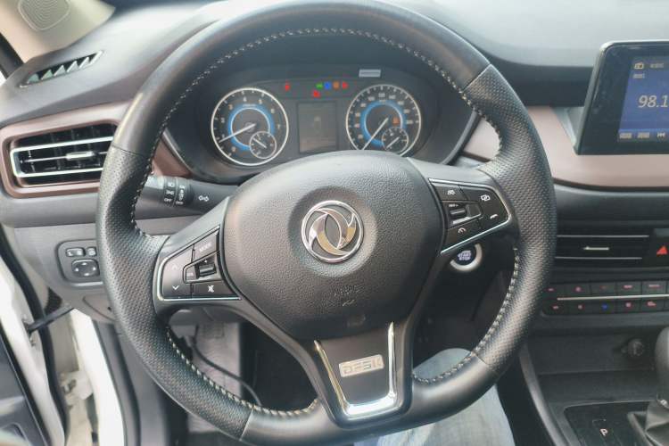 Used Dongfeng Fengon S560 2022 1.5T CVT Elite Version Steering Wheel