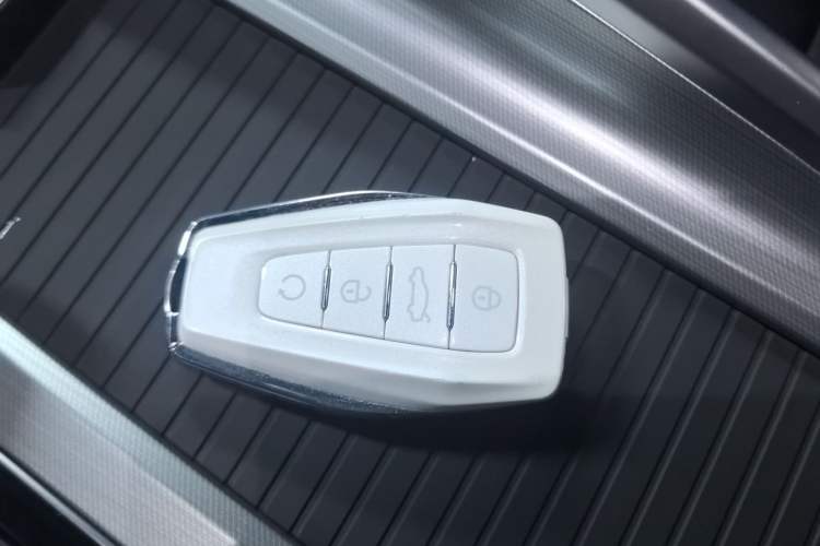 Used Geely Auto Preface 2023 2.0TD "Only This Verdant Green" Edition Interior 1