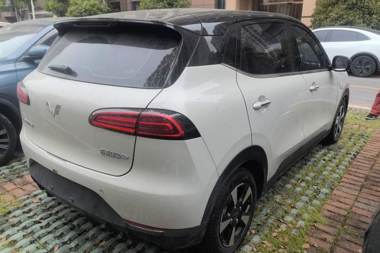 Used Wuling Bingo PLUS 2024 510 km Range 5-Seater Version Rear Right 45 Deg