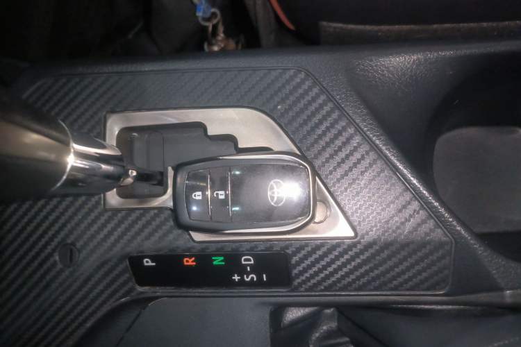 Used Toyota RAV4 2015 2.5L Automatic 4x4 Elite Edition