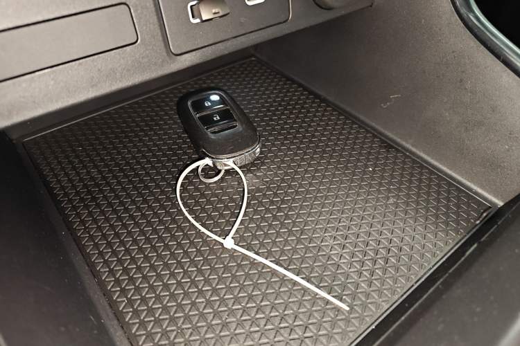 Used Honda CR-V 2024 240TURBO Two-Wheel-Drive Active Version 5 Seats Vehicle Key