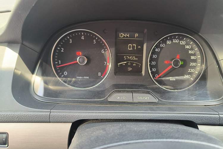 Used Volkswagen Lavida 2013 Restyled Classic 1.6L Automatic Comfort Edition
