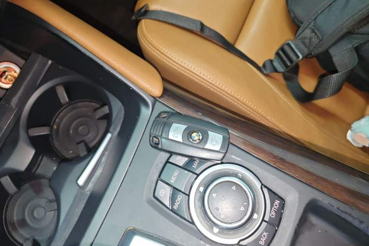 Used BMW X6 2011 xDrive35i Vehicle Key