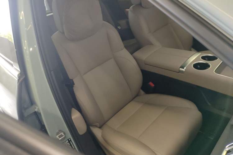 Used Li Auto L6 2025 Pro Smart Refresh Edition