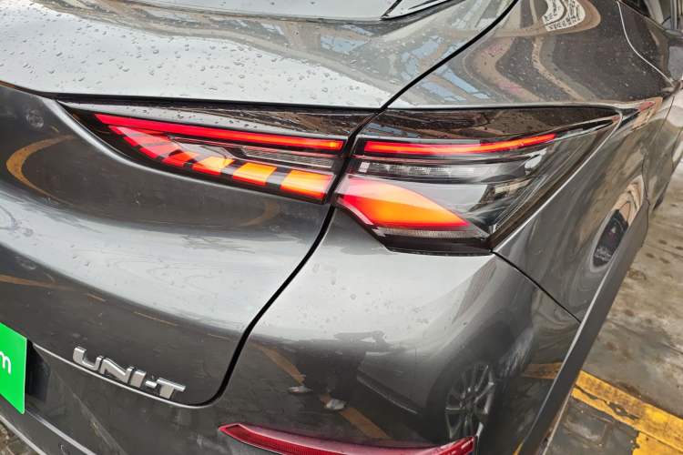 Used CHANGAN UNI-T 2020 1.5T Prestige Version Right Rear Taillight