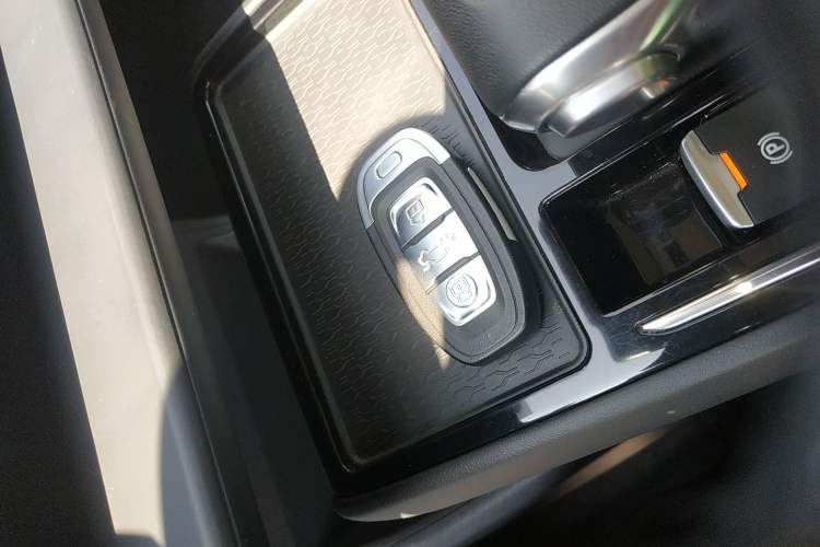 Used Hongqi E-QM5 2024 560km PLUS