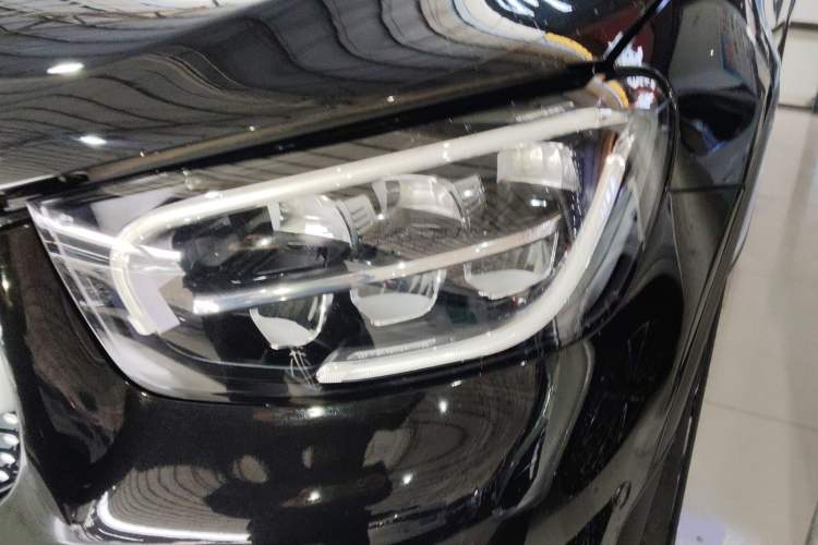 Used Mercedes-Benz GLC 2020 Facelift GLC 260 L 4MATIC Luxury Edition
