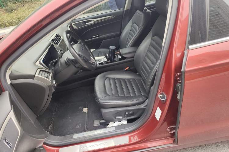 Used Ford Mondeo 2013 2.0L GTDi 200 Luxury Model