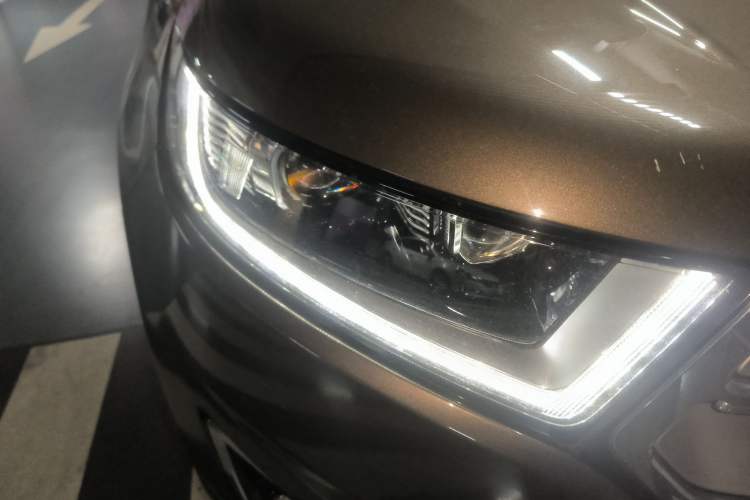 Used Ford Edge 2018 EcoBoost 245 Two-Wheel-Drive Titanium 7-Seater China V Standard
