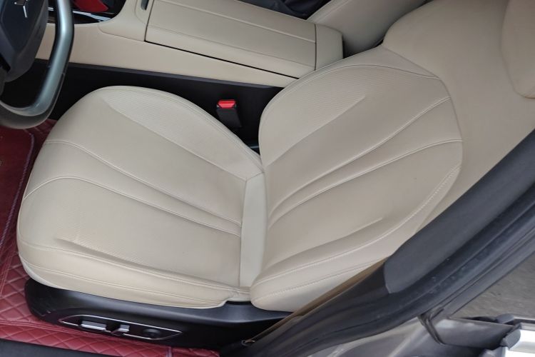 Used XPeng P7 2022 670E+
