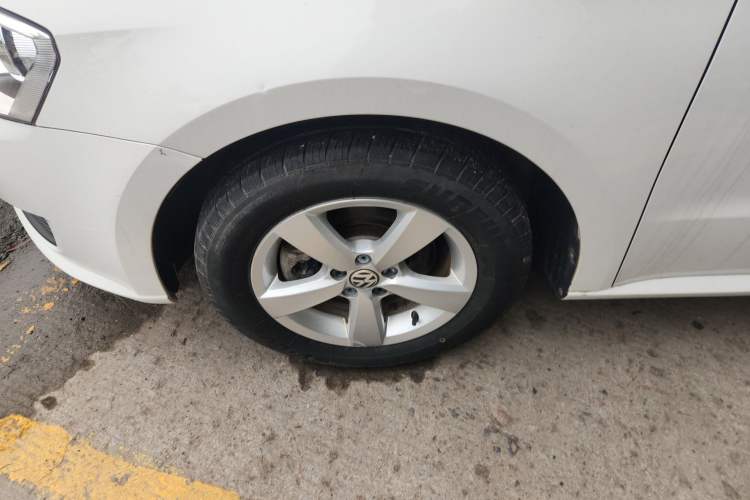 Used Volkswagen Lavida 2017 1.6L Automatic Comfort Edition
